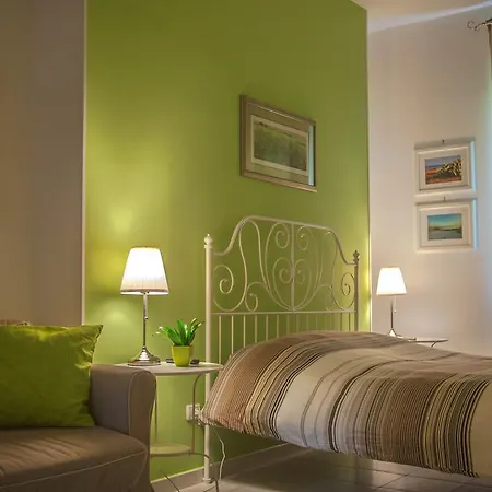Le Comari Salentine Bed and Breakfast